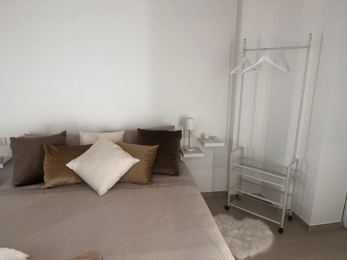 Eterea Casa Vacanza Бриндизи Екстериор снимка